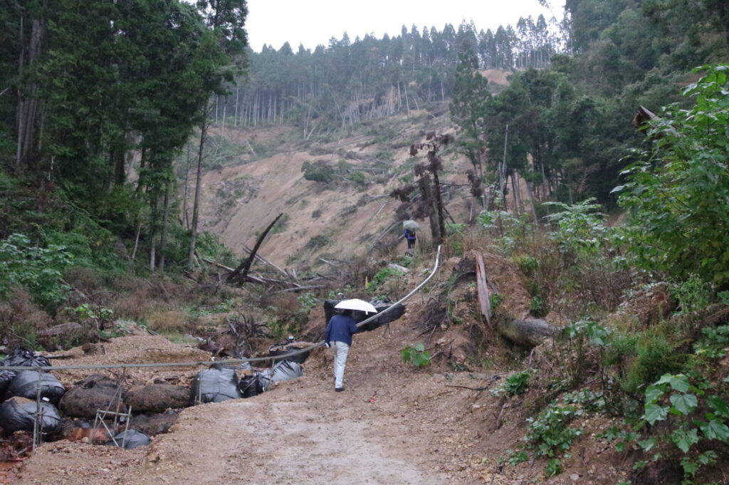 能登半島の上田長地区の地すべり